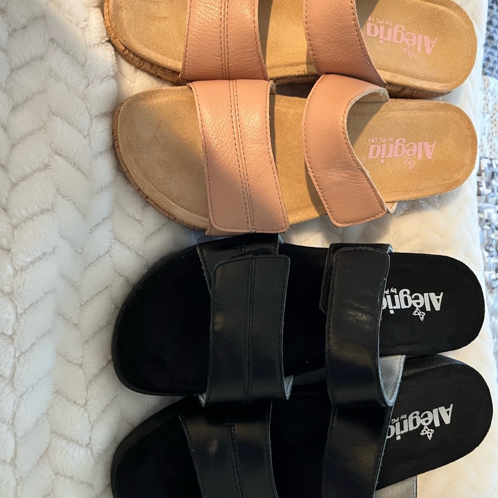 Alegria Dual Strap Sandals in tan and Black new condition 2 pair great deal